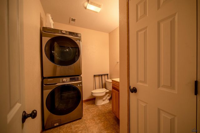 5147 COAL BANK DR, Rapid City, SD 57701