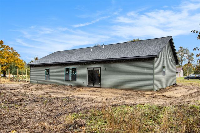 35921 Riverview Drive, Paw Paw, MI 49079