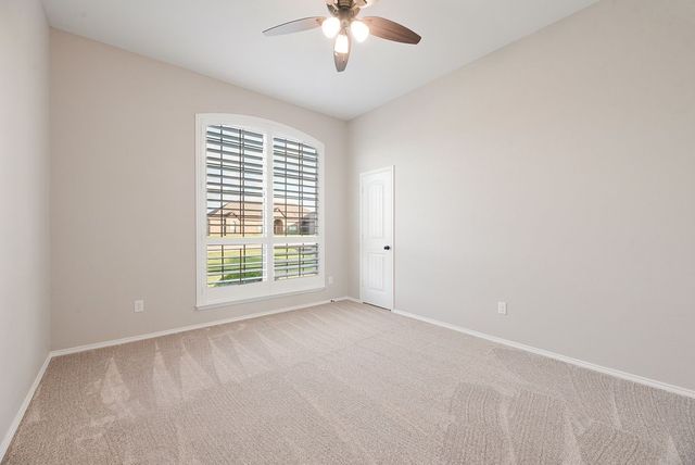 117 Thames Circle, Waxahachie, TX 75165