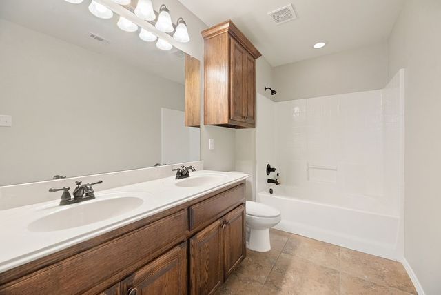 117 Thames Circle, Waxahachie, TX 75165