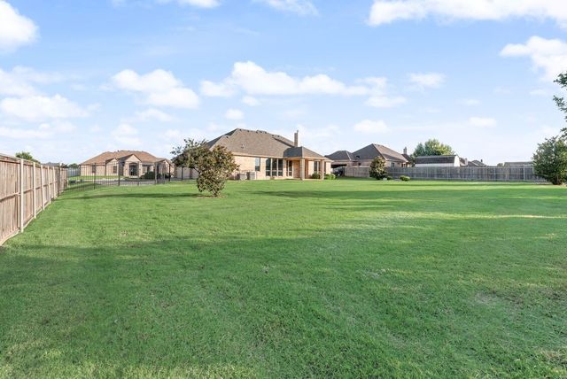 117 Thames Circle, Waxahachie, TX 75165