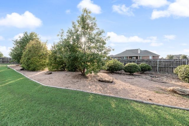 117 Thames Circle, Waxahachie, TX 75165