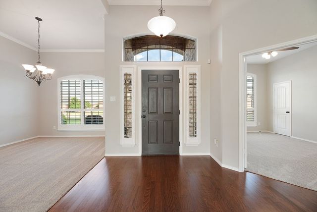 117 Thames Circle, Waxahachie, TX 75165