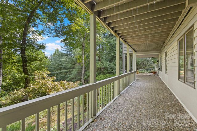 230 Maple Hill Drive, Flat Rock, NC 28731