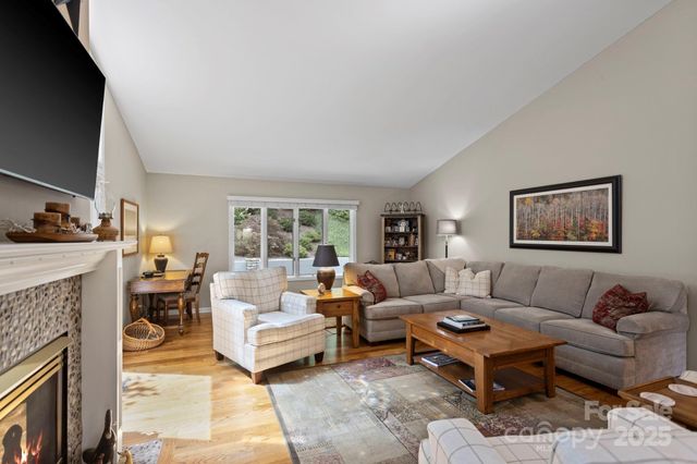 230 Maple Hill Drive, Flat Rock, NC 28731