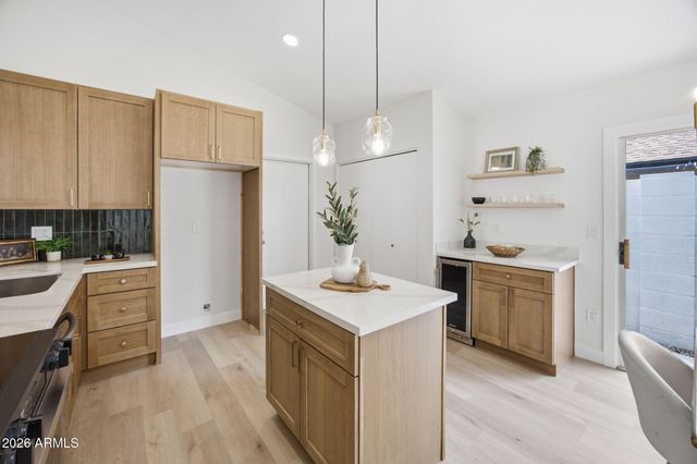 18422 N 19TH Street, Phoenix, AZ 85022