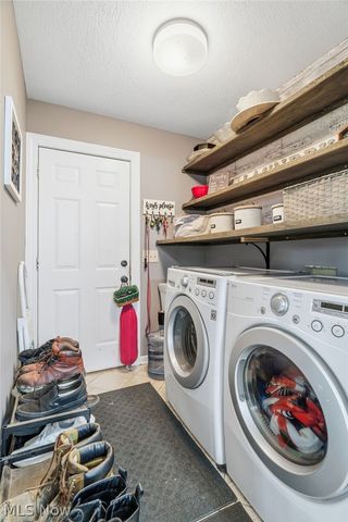 5265 Eastlake Street NW, North Canton, OH 44720