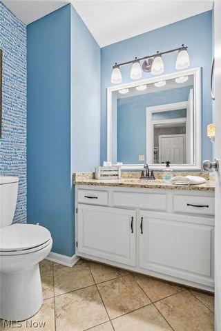 5265 Eastlake Street NW, North Canton, OH 44720