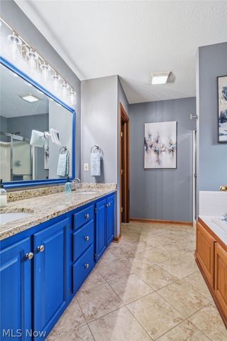 5265 Eastlake Street NW, North Canton, OH 44720