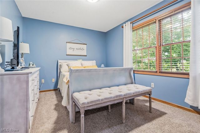 5265 Eastlake Street NW, North Canton, OH 44720