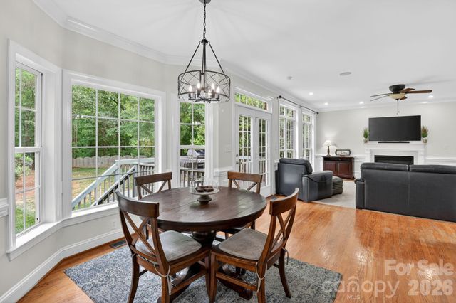 6208 Pumpernickel Lane, Wesley Chapel, NC 28110