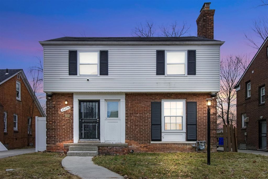15276 Young Street, Detroit, MI 48205