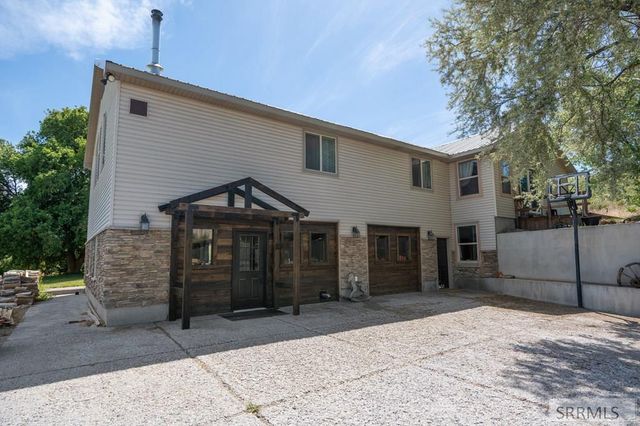 1881 W 113 N, Idaho Falls, ID 83402