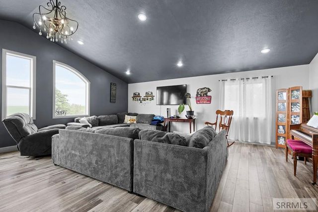 1881 W 113 N, Idaho Falls, ID 83402