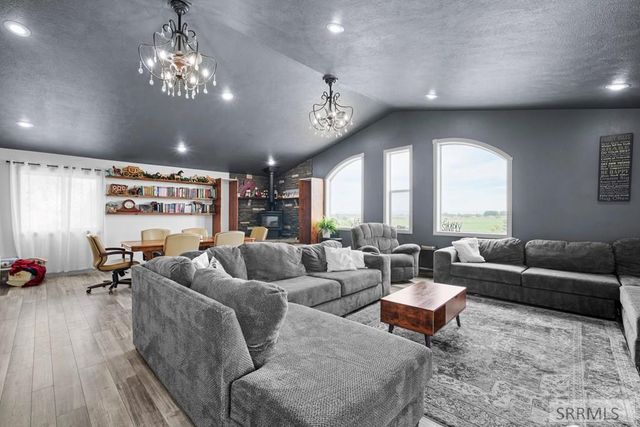 1881 W 113 N, Idaho Falls, ID 83402