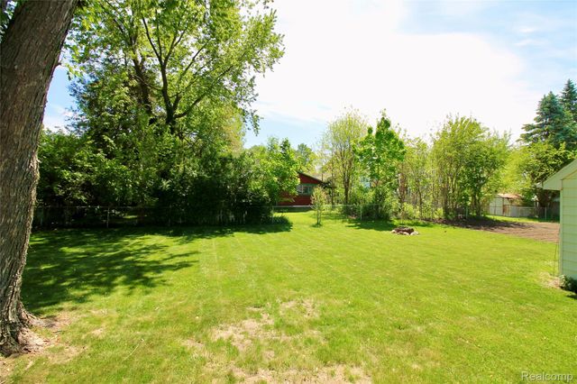 306 Tickner Street, Linden, MI 48451