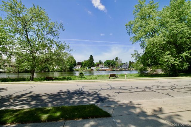 306 Tickner Street, Linden, MI 48451