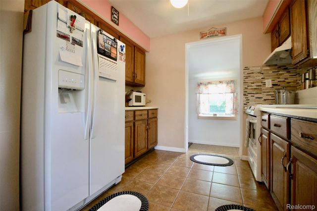 306 Tickner Street, Linden, MI 48451