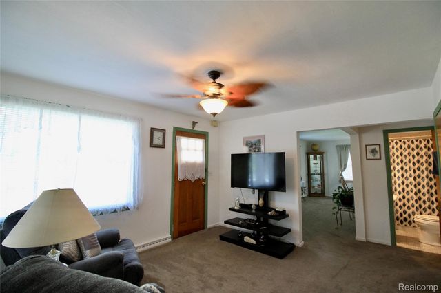 306 Tickner Street, Linden, MI 48451