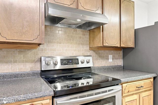 11295 Banff Springs Circle, Eagle River, AK 99577