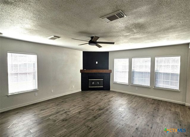 1648 Dogwood Lane, Schertz, TX 78154