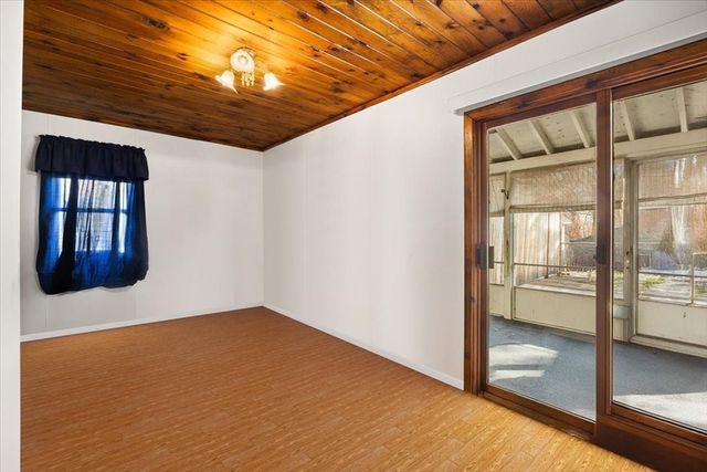 1524 Somerset Ave, Taunton, MA 02780