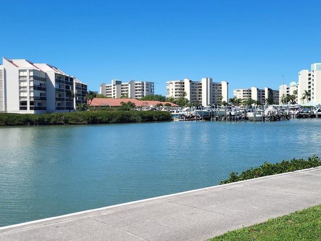 7400 SUN ISLAND DRIVE S 205, South Pasadena, FL 33707