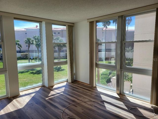 7400 SUN ISLAND DRIVE S 205, South Pasadena, FL 33707