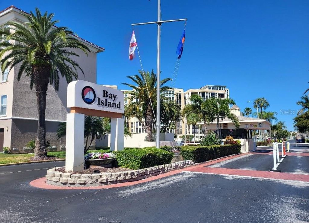 7400 SUN ISLAND DRIVE S 205, South Pasadena, FL 33707