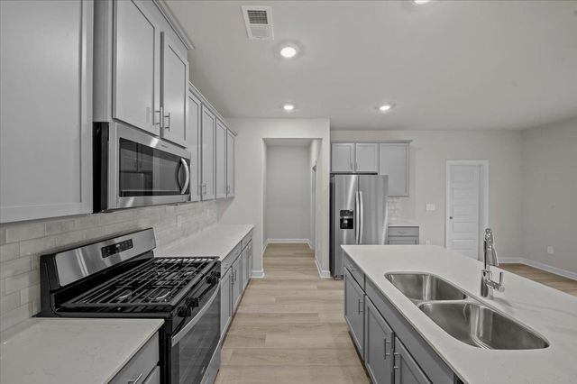 215 Tantalus Street, Gray Court, SC 29645