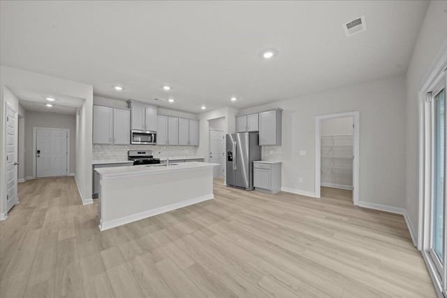 215 Tantalus Street, Gray Court, SC 29645