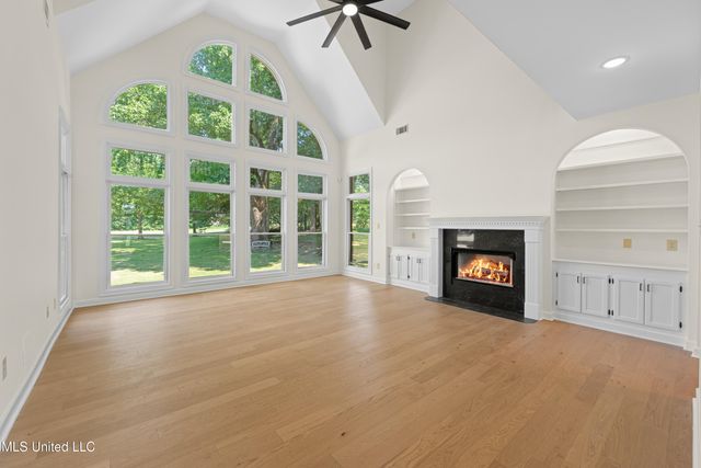 5035 Saint Andrews Cove, Olive Branch, MS 38654