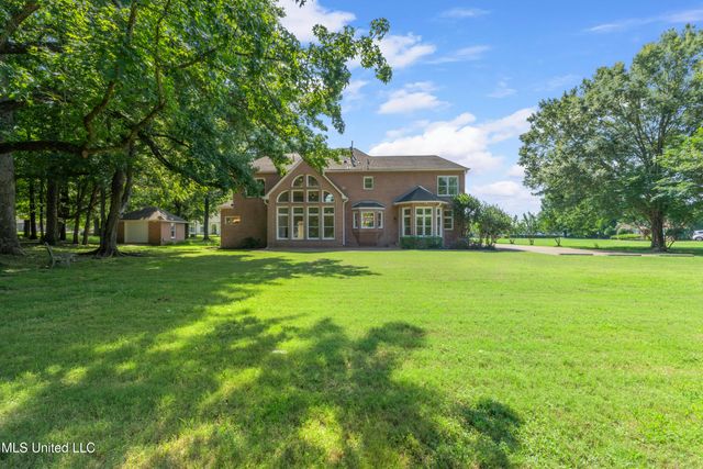 5035 Saint Andrews Cove, Olive Branch, MS 38654