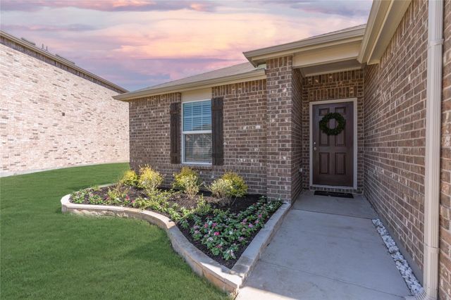 1105 Trace Drive, Aubrey, TX 76227