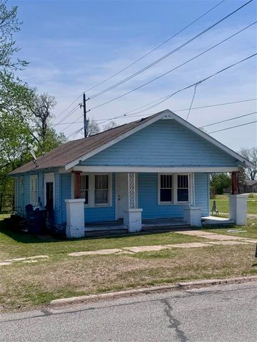 316 NW Bell Ave, Lawton, OK 73507