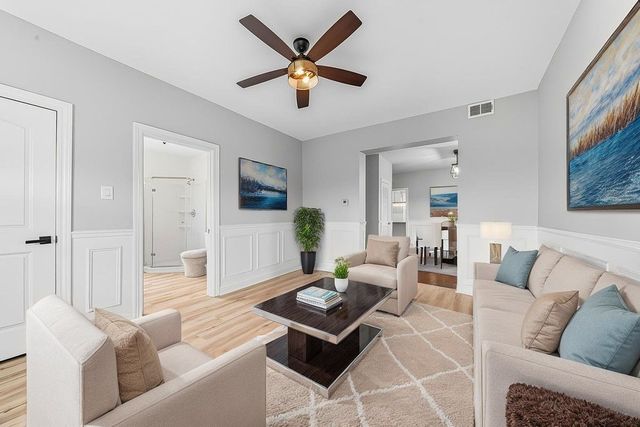 2823 Broadway Street, Blue Island, IL 60406