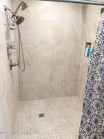 3912 Juniper Street, Moss Point, MS 39563