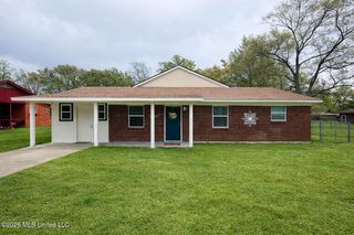 3912 Juniper Street, Moss Point, MS 39563