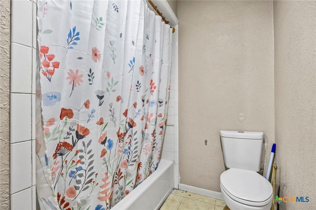 320 Highland Drive, Burnet, TX 78611