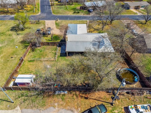 320 Highland Drive, Burnet, TX 78611