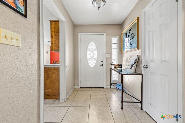 320 Highland Drive, Burnet, TX 78611