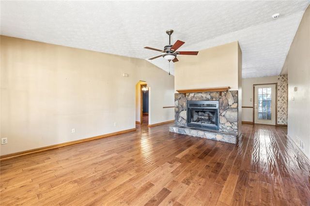 2805 SE Bridle Path, Conyers, GA 30094
