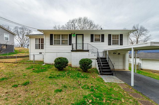 707 Bronson Street, Rossville, GA 30741