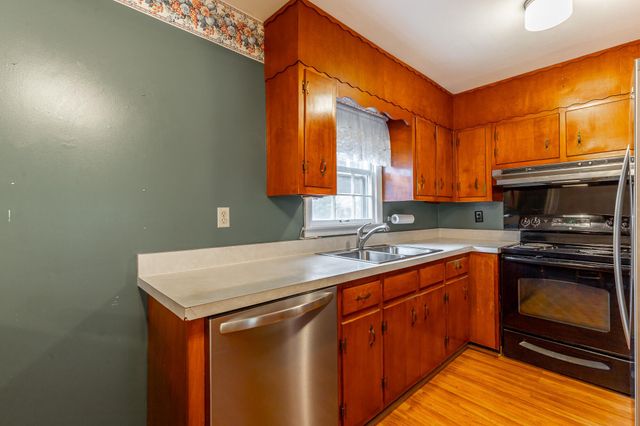 707 Bronson Street, Rossville, GA 30741