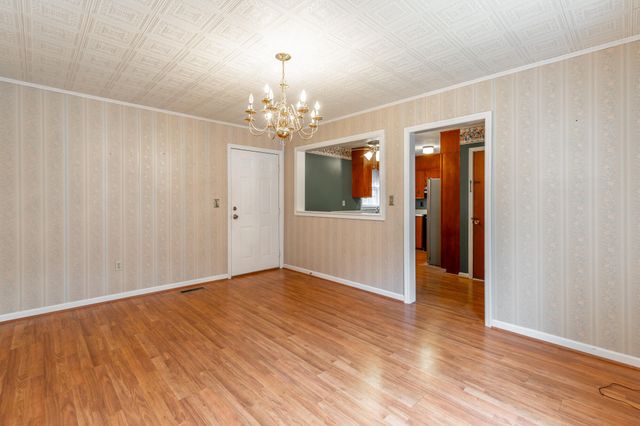 707 Bronson Street, Rossville, GA 30741