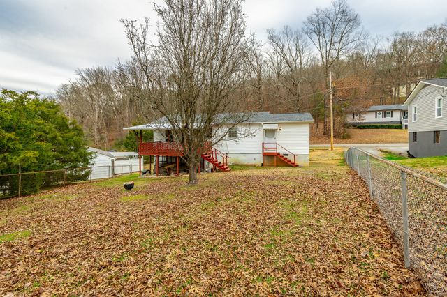 707 Bronson Street, Rossville, GA 30741