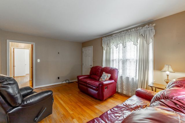 707 Bronson Street, Rossville, GA 30741