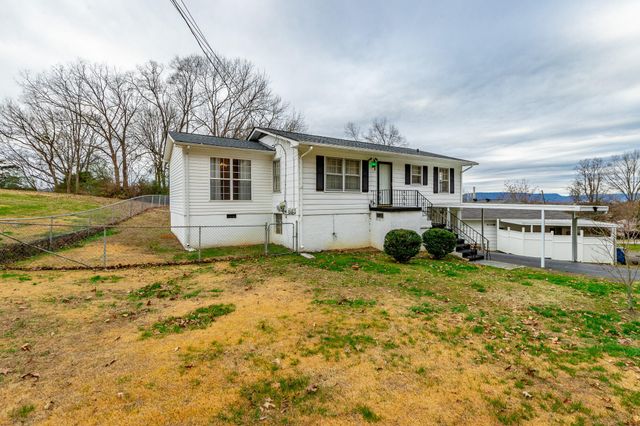 707 Bronson Street, Rossville, GA 30741