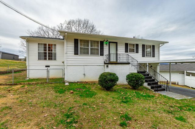 707 Bronson Street, Rossville, GA 30741