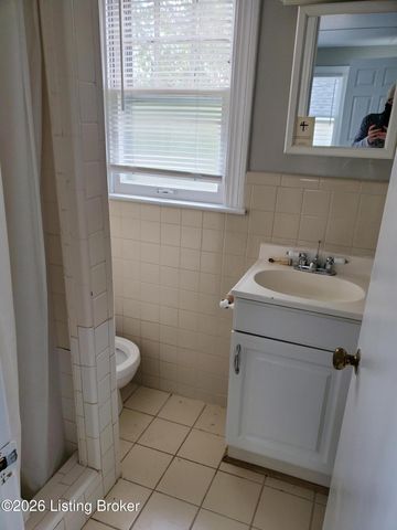 305 S Hubbards Ln, Louisville, KY 40207
